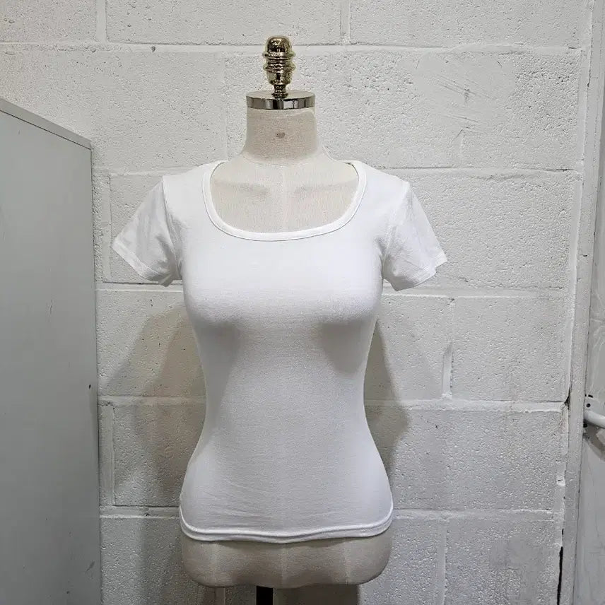 [BUNJANG] White Soft Square Neckline Short Sleeve Top / 허리라인 둥근 사각 부드러운 반팔- 화이트
