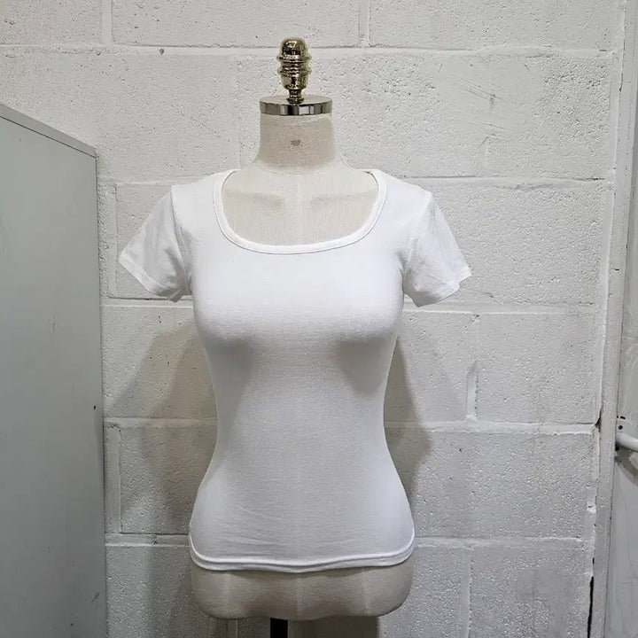 [BUNJANG] White Soft Square Neckline Short Sleeve Top / 허리라인 둥근 사각 부드러운 반팔- 화이트