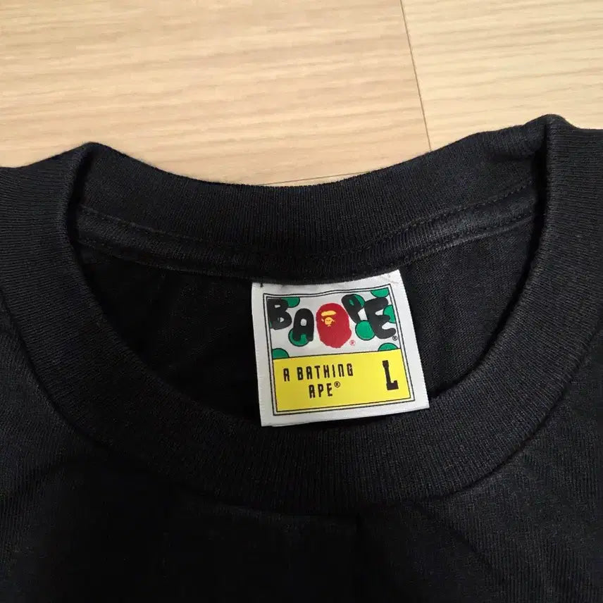 [SOLD OUT] 베이프 마일로 반팔티 L