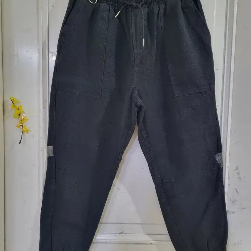 [BUNJANG] Banding Jogger Pants / 봄 여름. 밴딩. 조거베기통바지 . 깨끗해요.
