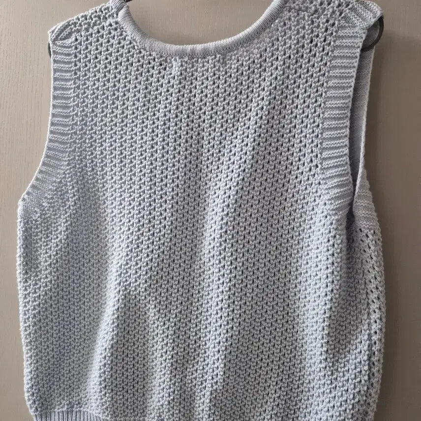 [BUNJANG] Sky Blue Knit Vest / 하늘색 니트 조끼