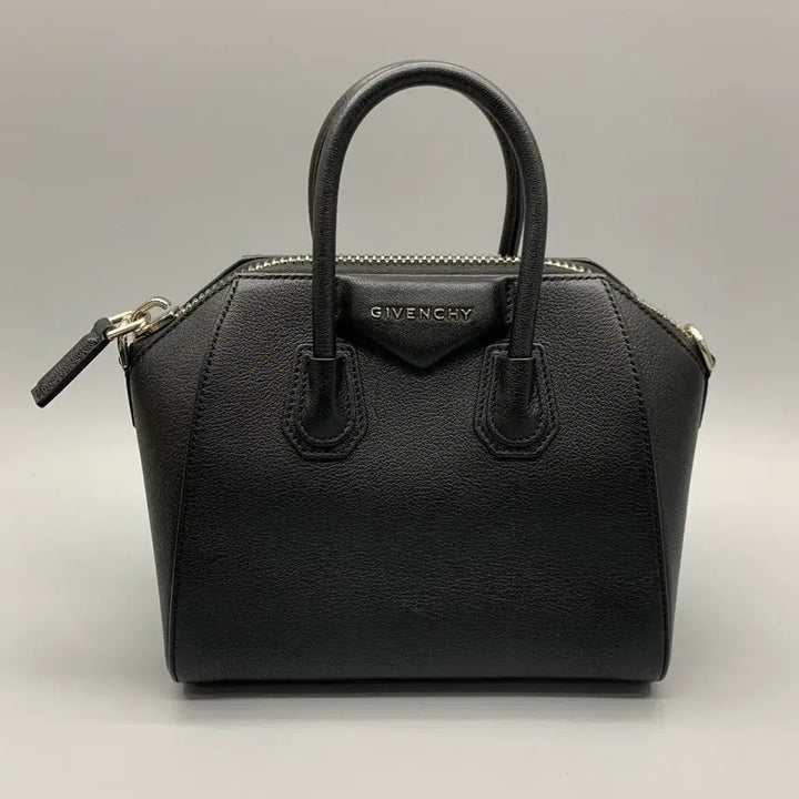 [BUNJANG] Givenchy Antigona Mini 2way Tote Bag Black / 267001260 지방시 안티고나 미니 2way 토트백 블랙