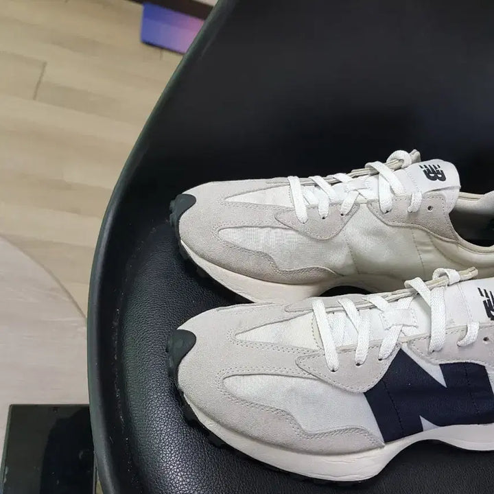 [SOLD OUT] 뉴발란스 327 아이보리 네이비 운동화 270