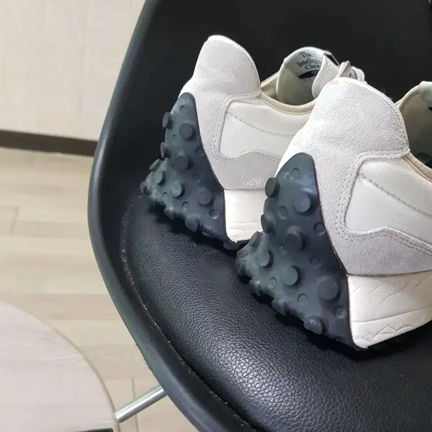 [SOLD OUT] 뉴발란스 327 아이보리 네이비 운동화 270
