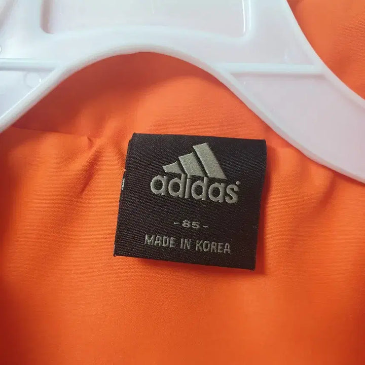 [BUNJANG] [여성] 아디다스 오렌지색 바람막이 자켓 / [여성] 아디다스 오렌지색 바람막이 자켓