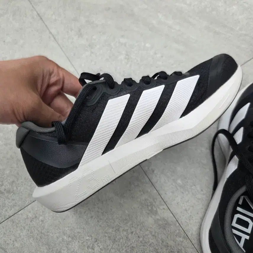 [SOLD OUT] 아디다스 아디제로 BK 코어 블랙 클라우드 화이트 225