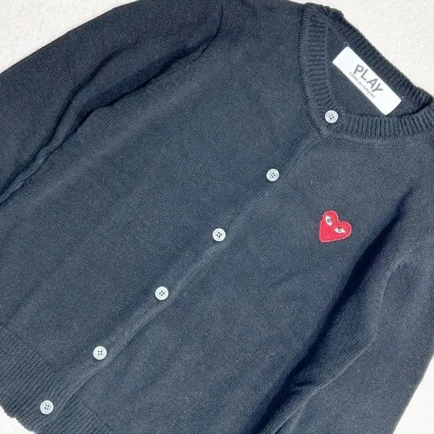 [SOLD OUT] 꼼데가르송 레드와펜 블랙 가디건 여성