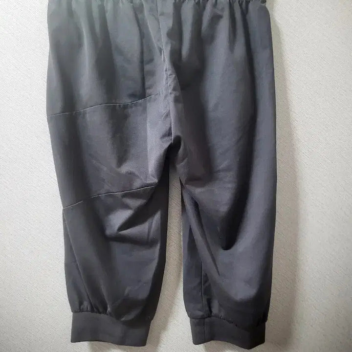 [BUNJANG] Descente Move Sport 7-Part Training Pants Black / 데상트 Move Sport 7부 트레이닝 바지 블랙