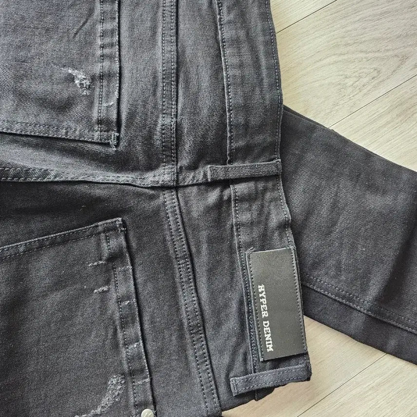 [BUNJANG] Hyper Denim Multi Distress Black Pants / 하이퍼데님 멀티 디스 블랙 팬츠
