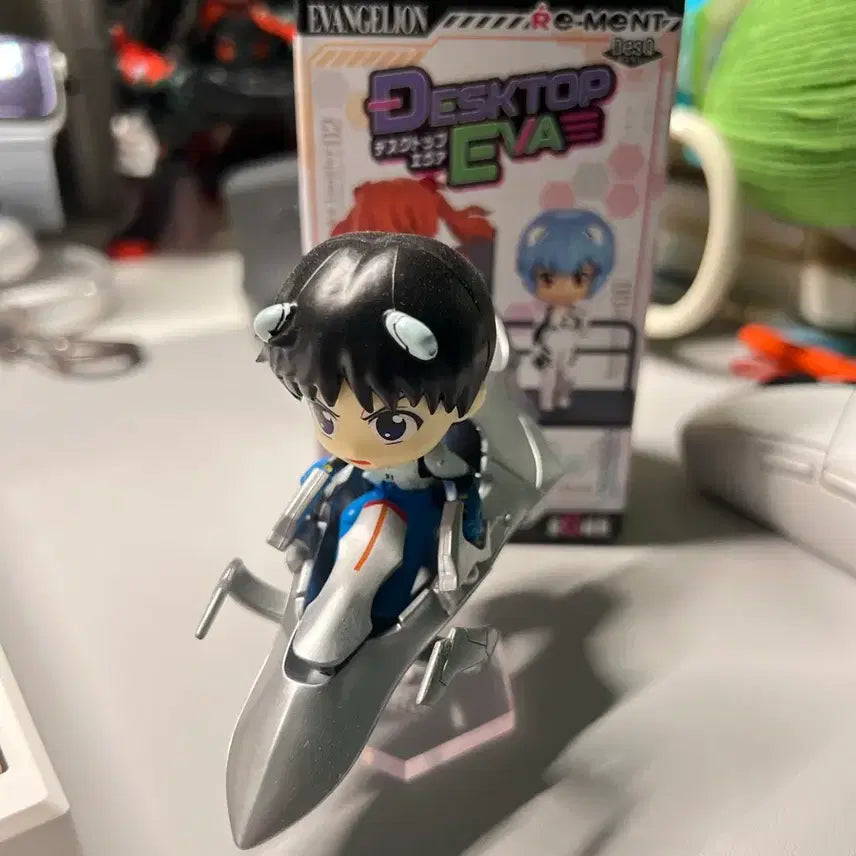 [BUNJANG] Evangelion Shinji Desktop Figure / 에반게리온 데스크탑 피규어 신지