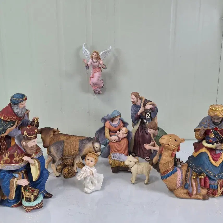 [BUNJANG] Nativity Scene Figurine Set (12 Pieces) / 천주교 기독교 예수 탄생 피규어 인형 12조각
