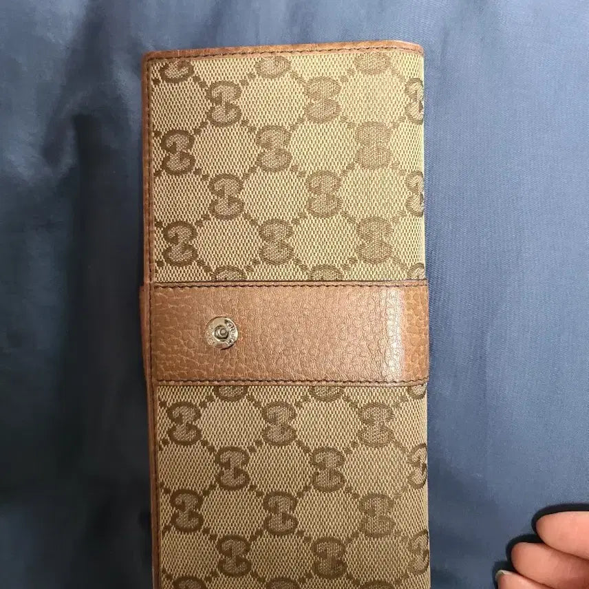 [BUNJANG] Gucci GG Logo Bifold Wallet Brown / 구찌 GG로고 반지갑 브라운