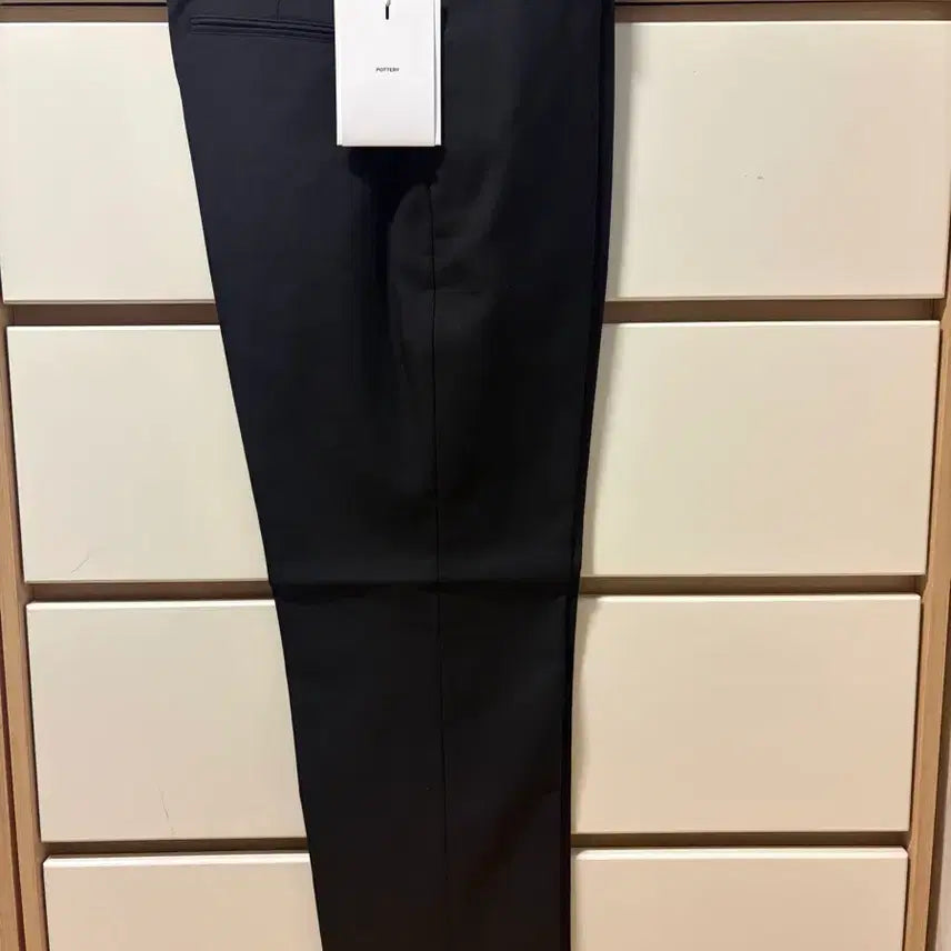 [SOLD OUT] (택 달린 24ss 상품) 포터리 울 스포츠 셋업 (블랙)