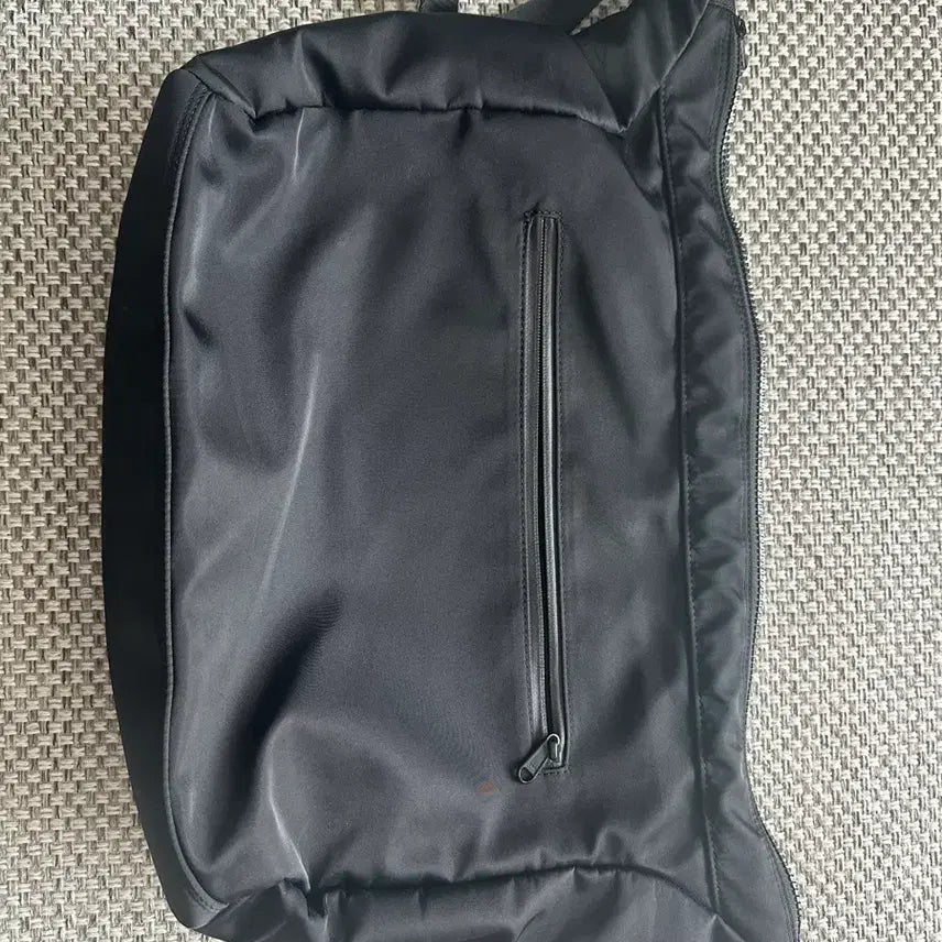 [BUNJANG] HA Archive Messenger Bag / 하 아카이브 메신저백