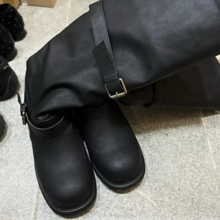 [SOLD OUT] 히프나틱 매트 레더 롱부츠 240