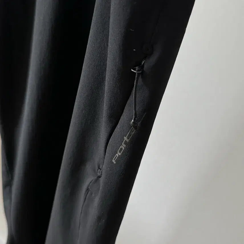 [SOLD OUT] Portal 포탈 Traka Softshell Pant black
