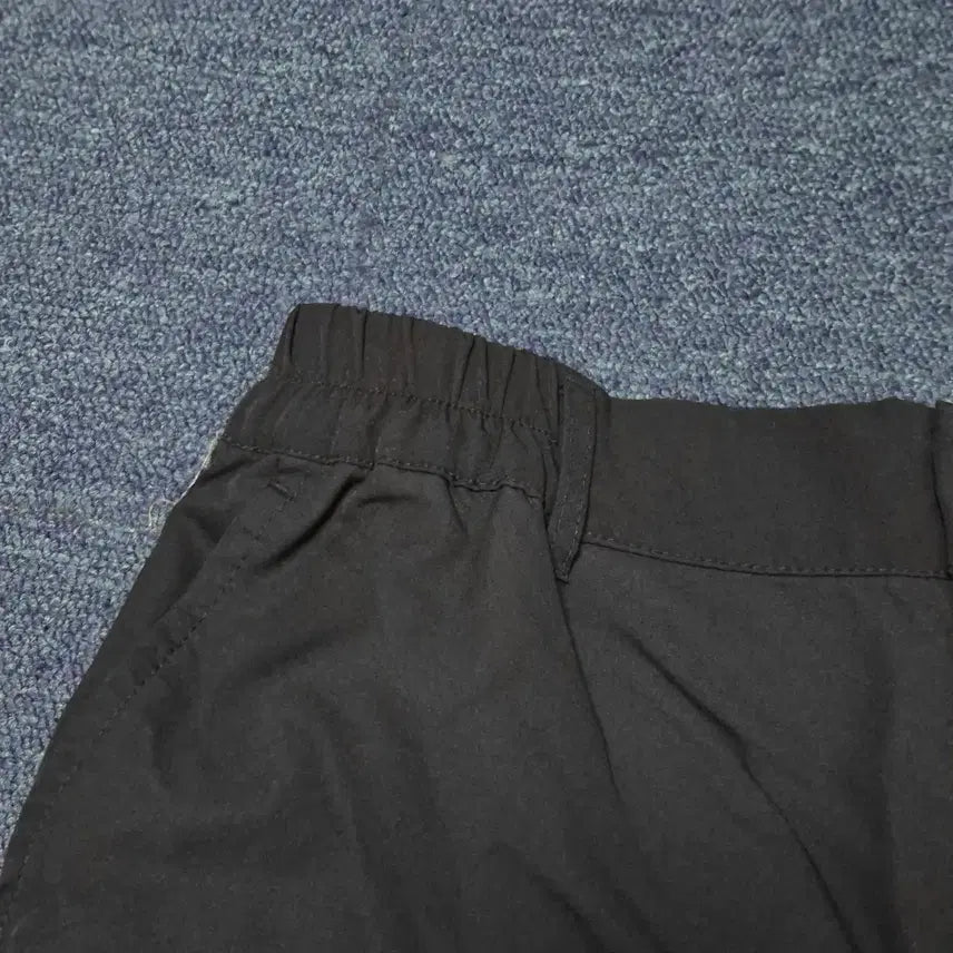 [SOLD OUT] (1회착용)NC베이직 기능성 슬랙스 M [정가 29,900원]