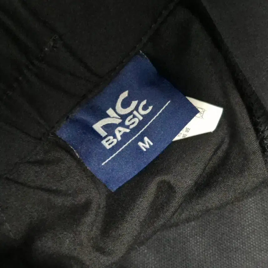[SOLD OUT] (1회착용)NC베이직 기능성 슬랙스 M [정가 29,900원]