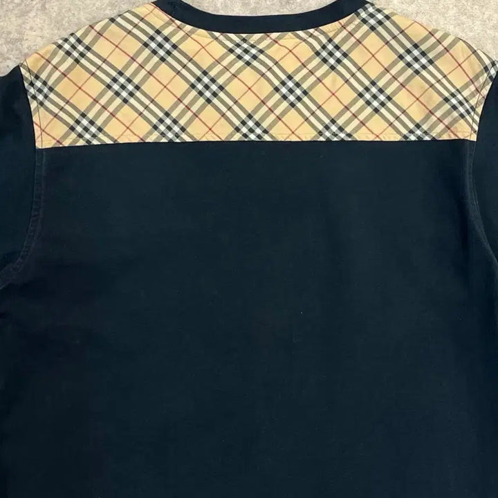[SOLD OUT] 버버리 뒷면 패치 롱슬리브 XL 정품