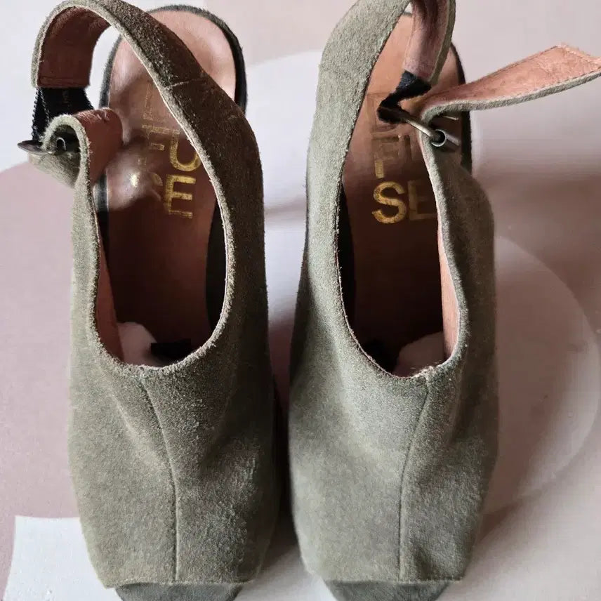 [BUNJANG] D:FUSE Suede Sandals / D:FUSE 스웨이드 샌들(35.무배)