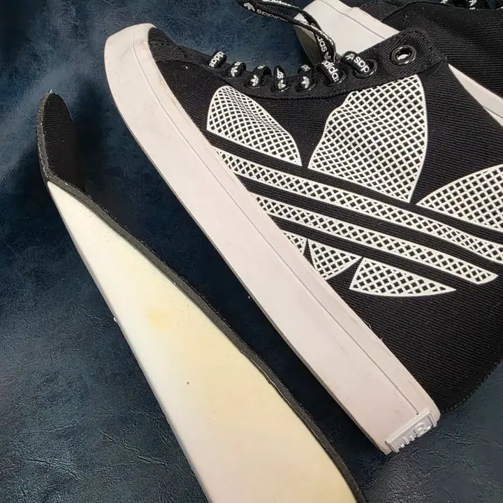 [BUNJANG] Adidas Black Height-Increasing Sneakers 265mm / 아디다스 블랙 키높이 스니커즈 신발 265mm