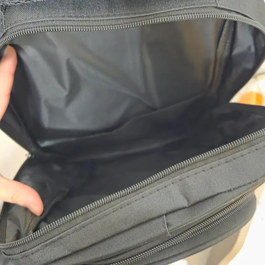 [BUNJANG] Black Backpack / 백팩 새상품