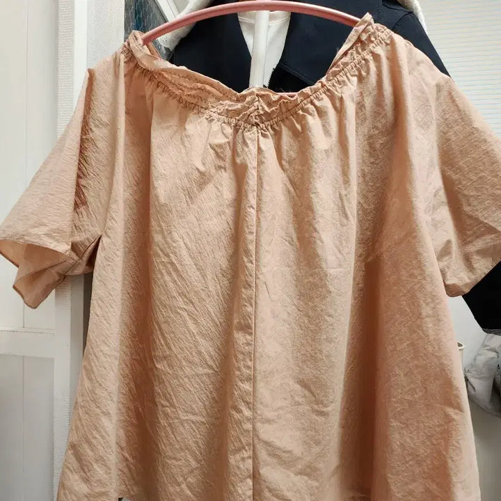 [BUNJANG] LANVIN Pink Off-Shoulder Blouse / LANVIN)핑크 오프숄더 블라우스