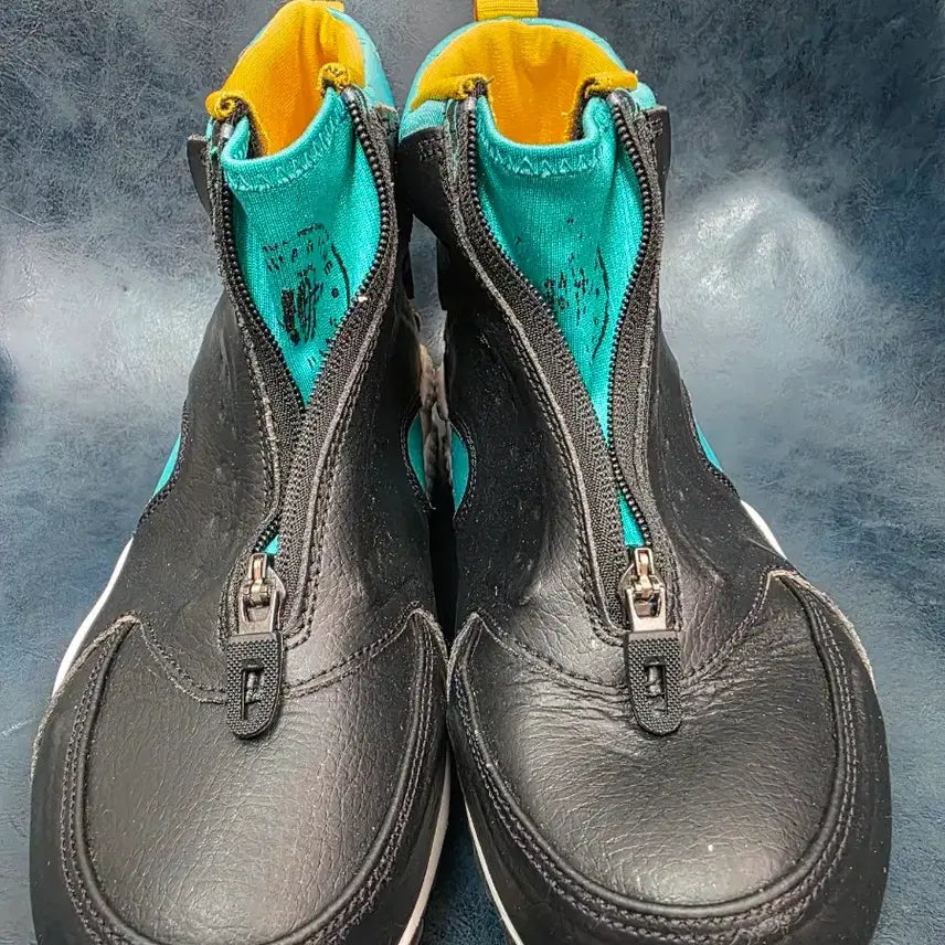 [BUNJANG] Nike Zipper Sneakers 240mm / 나이키 운동화 240mm