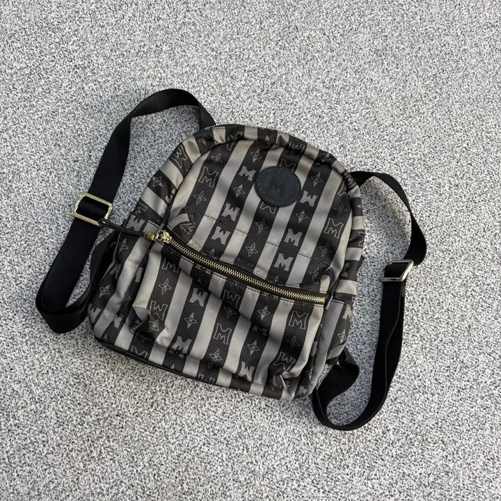 [BUNJANG] Metrocity Backpack 0420J / 메트로시티 백팩 0420J