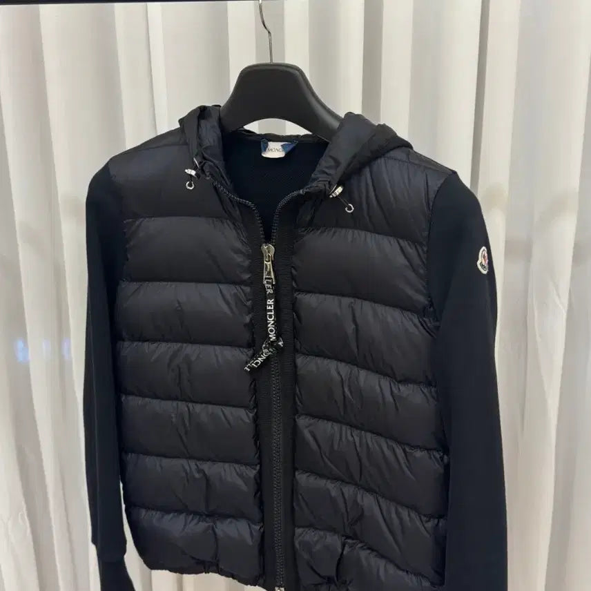 [SOLD OUT] (S) 몽클레어 여성 니트 후드패딩