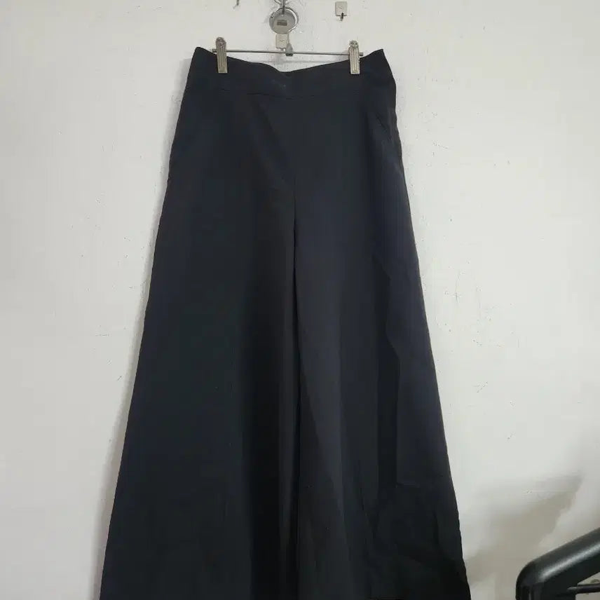 [BUNJANG] Black Wide Long Pants / 블랙 와이드 롱 팬츠26