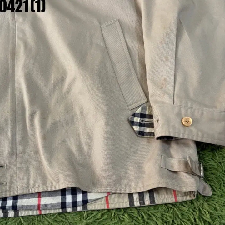 [SOLD OUT] 버버리 집업 자켓 XL