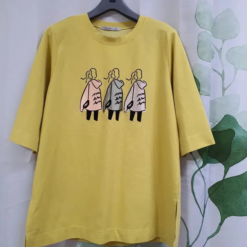 [SOLD OUT] 라운드 티셔츠