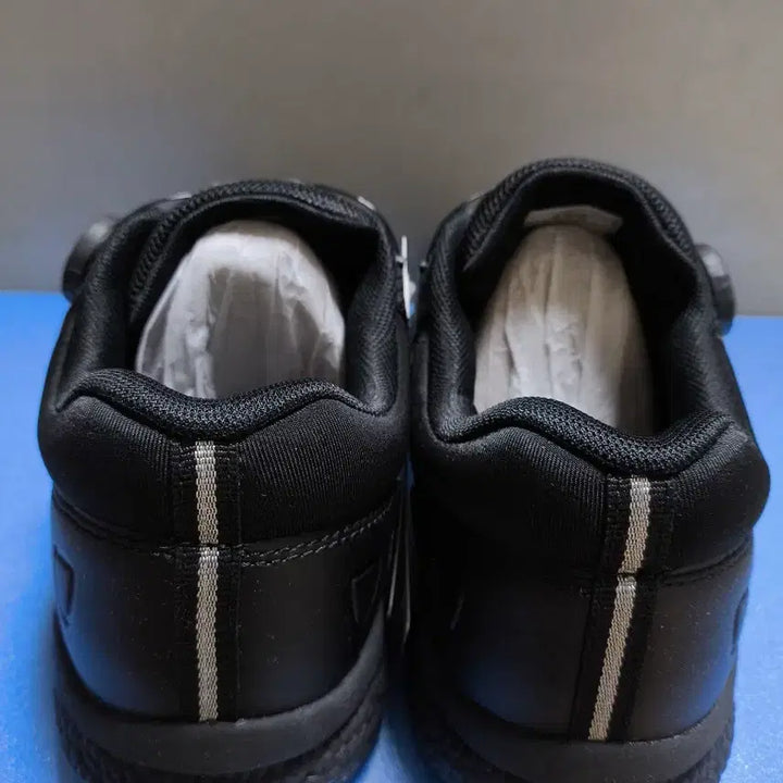 [SOLD OUT] (새상품)260사이즈 남성 다이얼 런닝화 프로월드컵 운동화