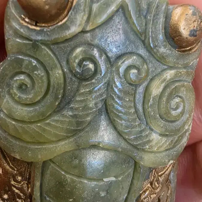 [BUNJANG] Jade Cicada Antique / 고옥에강옥 매미옥