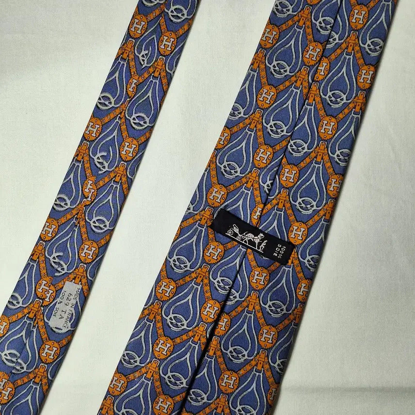 [SOLD OUT] 에르메스 블루 오렌지 H 마구패턴 실크 넥타이