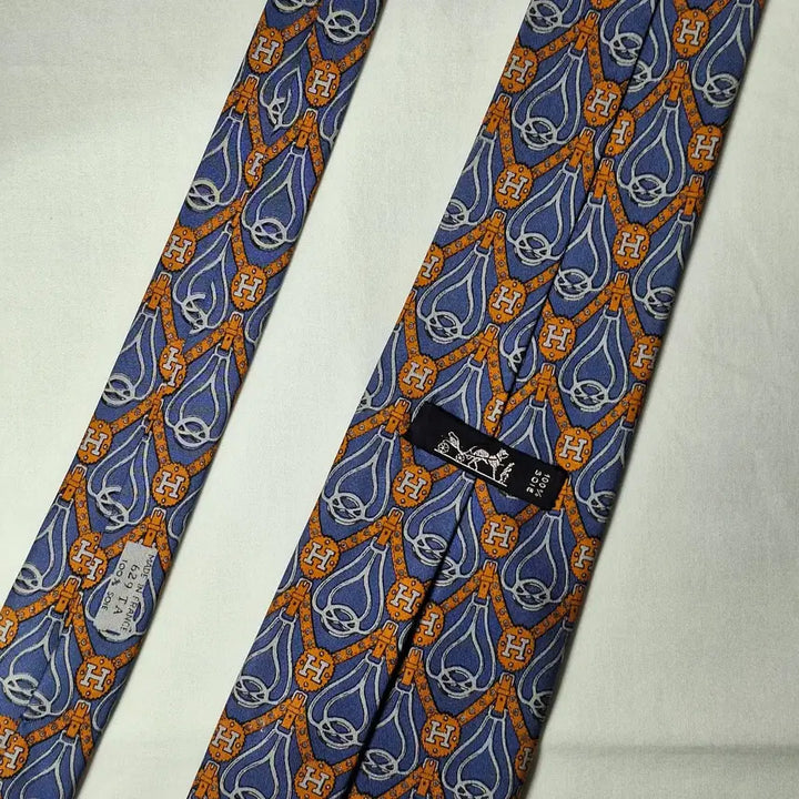 [SOLD OUT] 에르메스 블루 오렌지 H 마구패턴 실크 넥타이