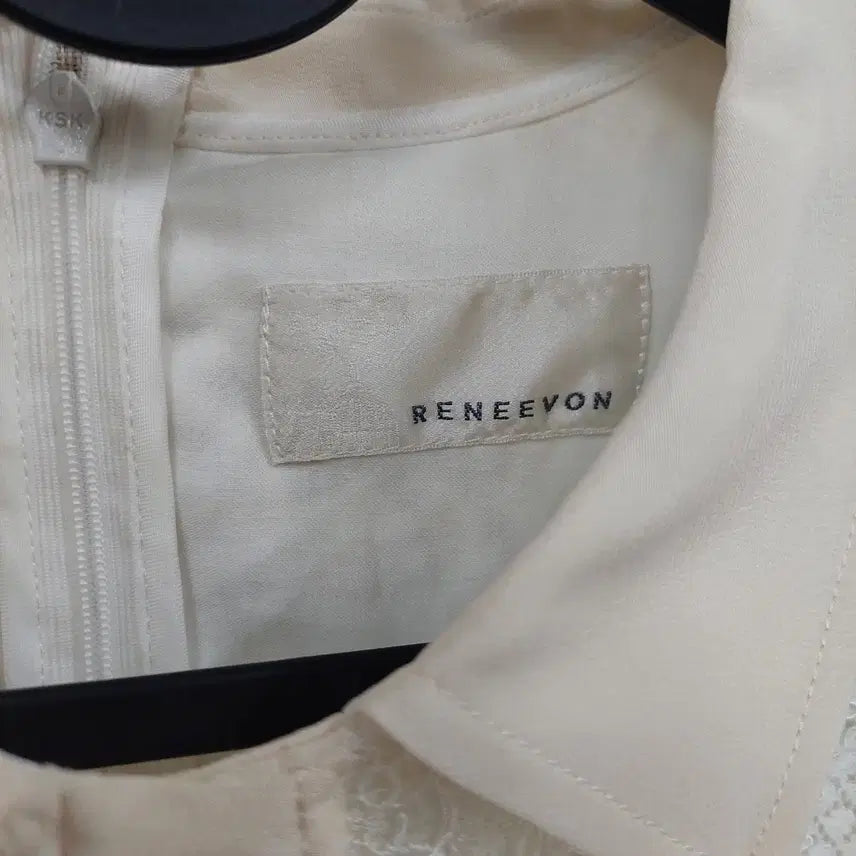 [SOLD OUT] 레니본 레이스 원피스