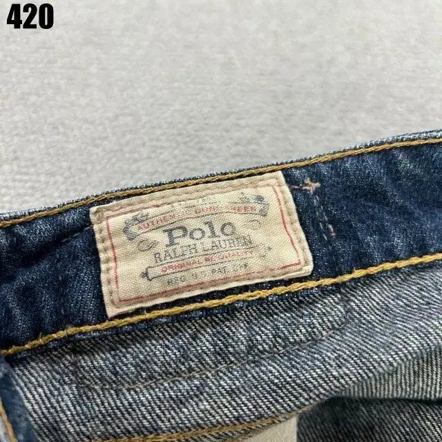 [SOLD OUT] 폴로 데미지 워싱 청바지