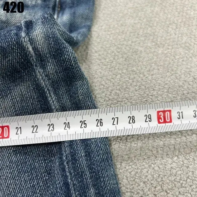 [SOLD OUT] 폴로 데미지 워싱 청바지