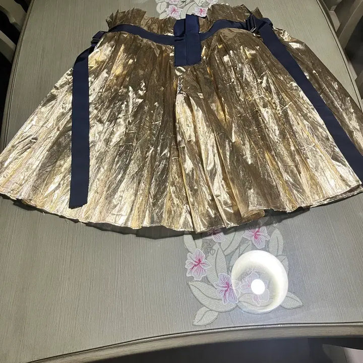 [SOLD OUT] Sacai 골드 플리츠 스커트 2588