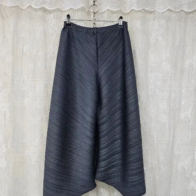 [SOLD OUT] 플리츠 주름 와이드 팬츠 그레이