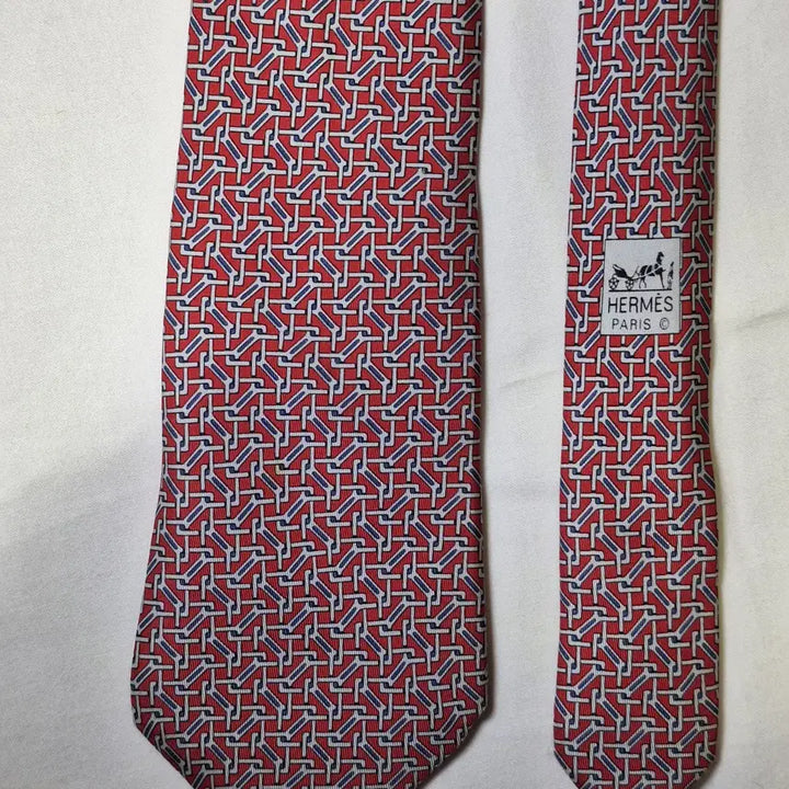 [SOLD OUT] 에르메스 레드 블루 링크패턴 실크 넥타이