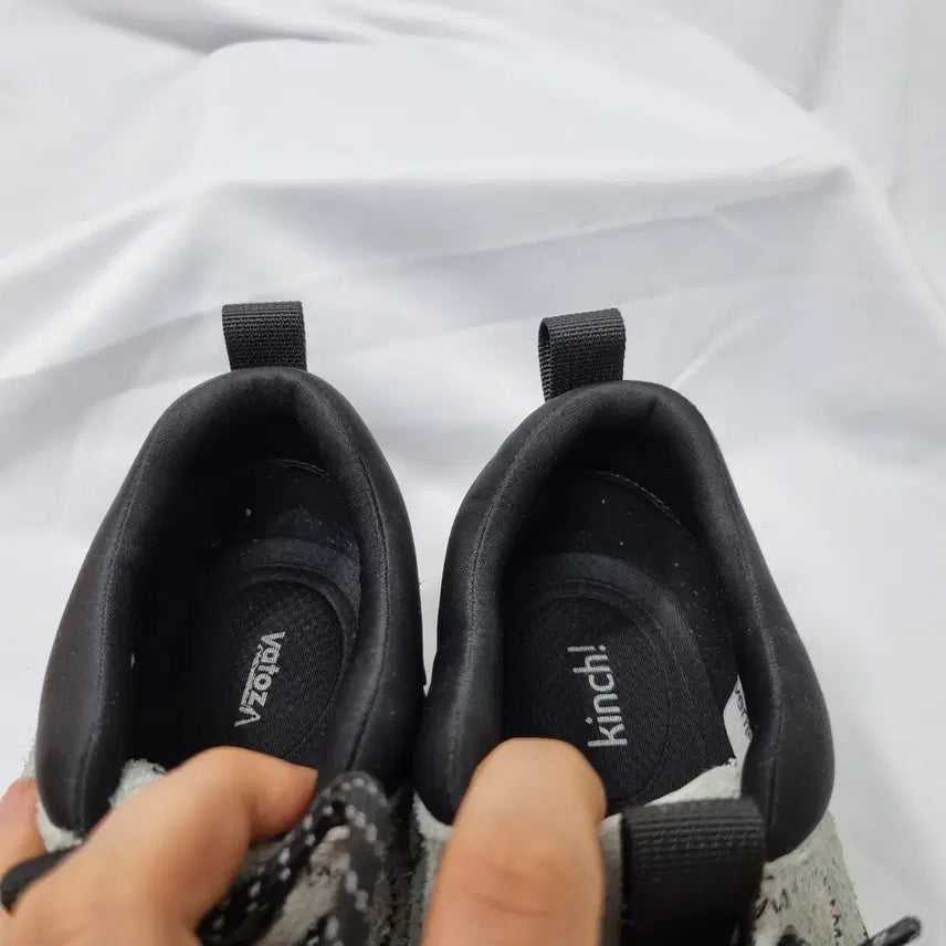 [BUNJANG] Vatoz x Kinch Vol. 2 Zig Gray Sneakers / 빈티지하서 260 바토즈 x 킨치 Vol 2 지그 그레이 스니커즈