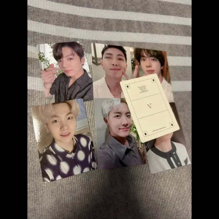 [BUNJANG] 방탄소년단 멤버 포토카드 7장 세트 / 방탄소년단 멤버 포토카드 7장 세트