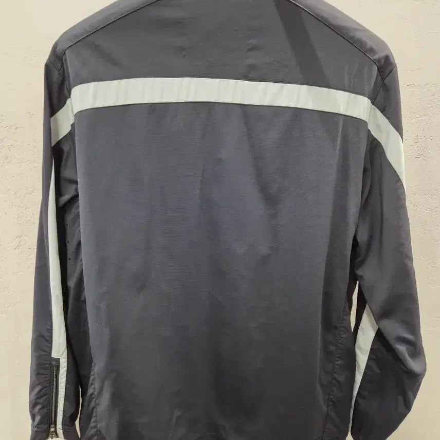 [BUNJANG] Victorinox Windbreaker Jacket M Navy / 빅토리녹스 바람막이 자켓 M 네이비