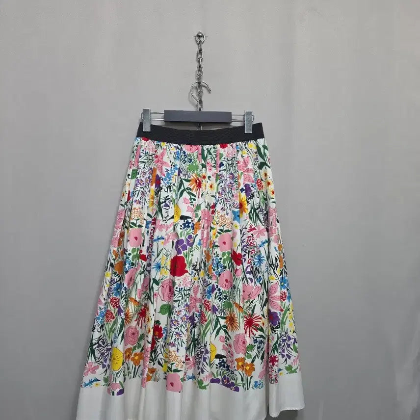 [SOLD OUT] 플라워 패턴 밴딩스커트