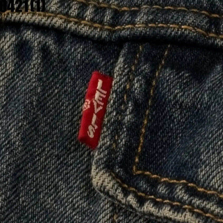 [SOLD OUT] 리바이스 벨티드 데님자켓 M