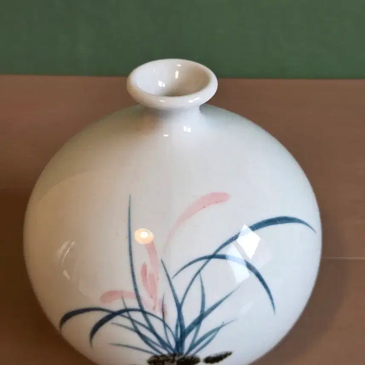 [BUNJANG] Gyungam Orchid Celadon Porcelain / 경암 난초 도자기