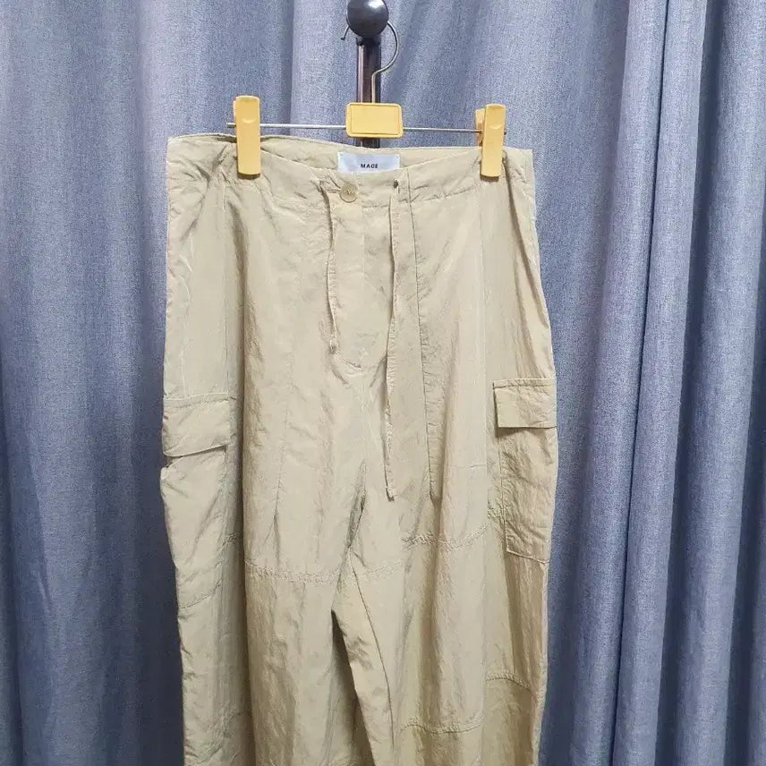 [SOLD OUT] 끈조절 아방 베이지 팬츠